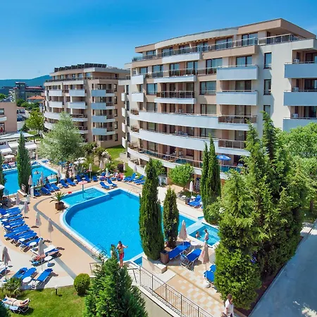 Hermes Club 4* Carevo