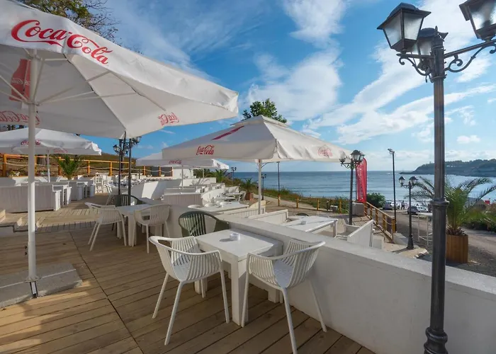 Hermes Club 4* Carevo