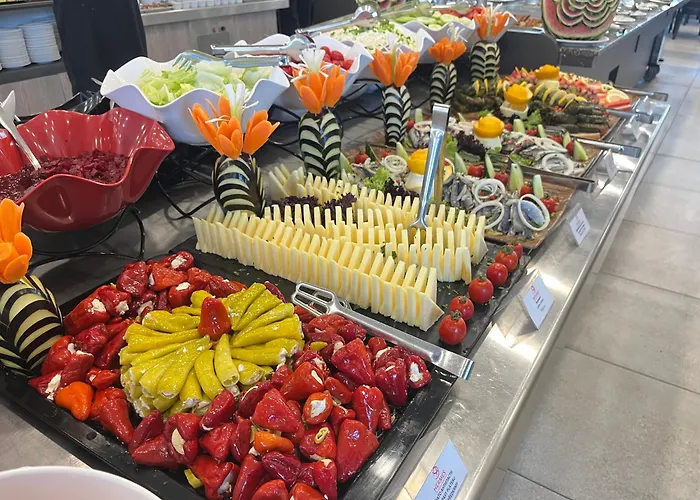 Hermes Club 4* Carevo