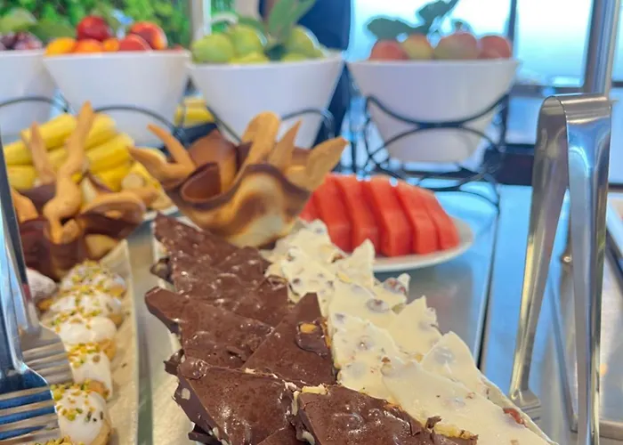 Hermes Club 4* Carevo