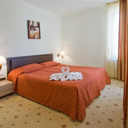 Hermes Club Hotel 4*