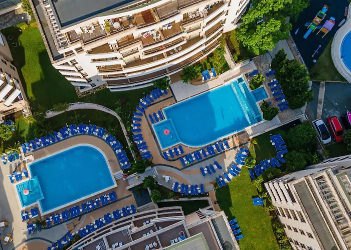 Hermes Club 4* Carewo